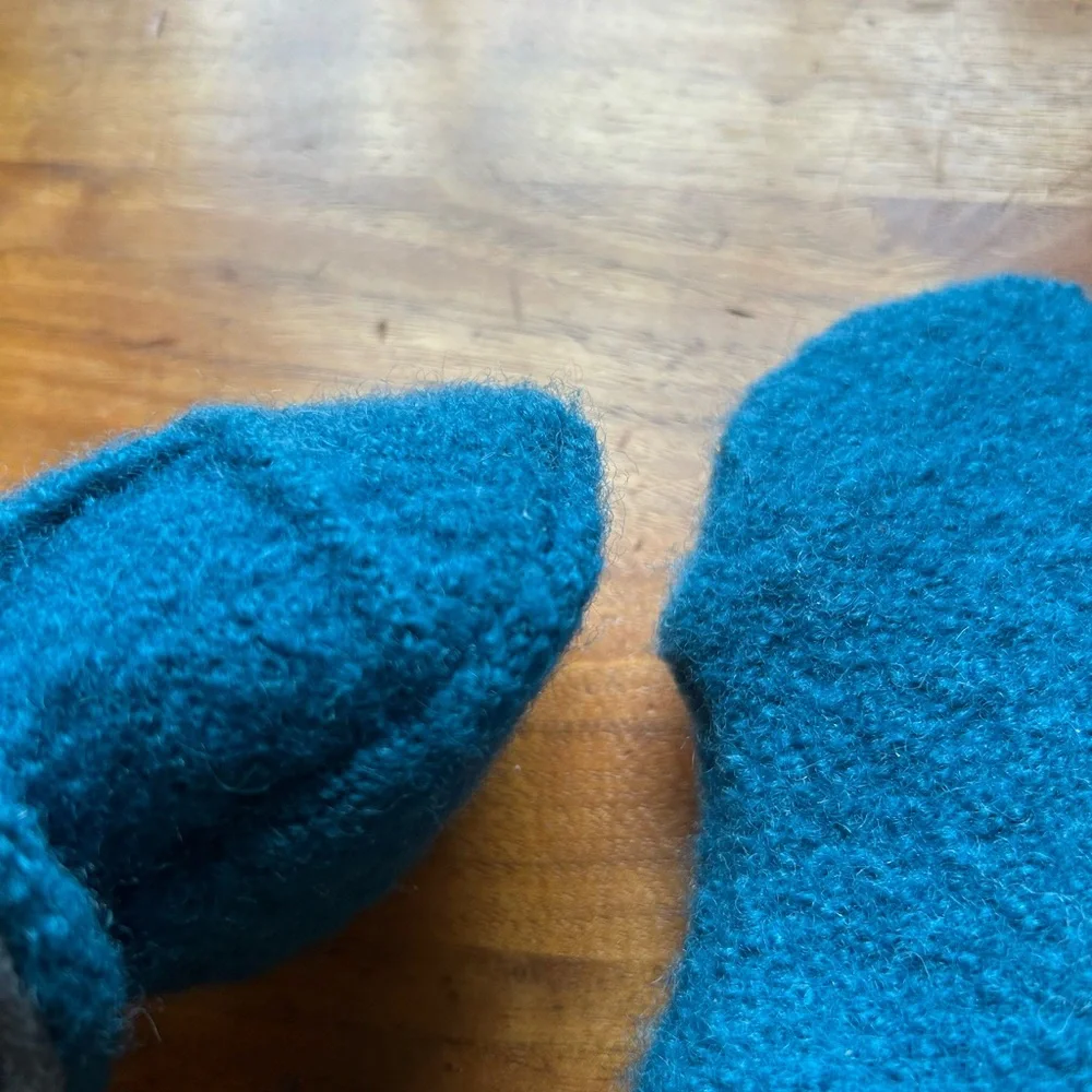 Fleece lined wool newborn mittens